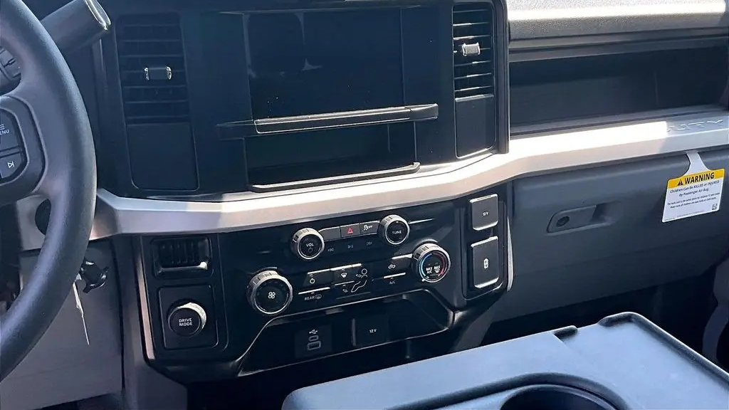 2025 Ford F-350 Super Duty XL
