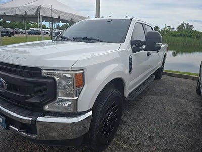 2022 Ford F-350 Super Duty 4X2 XL 4DR Crew Cab 6.8 FT. SB SRW Pickup