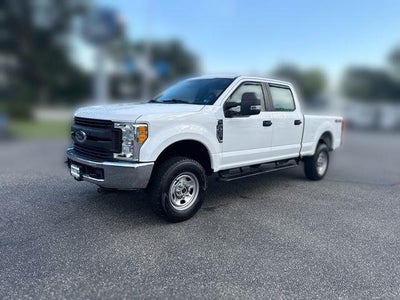 2017 Ford F-350 Super Duty 4X4 XL 4DR Crew Cab 6.8 FT. SB SRW Pickup