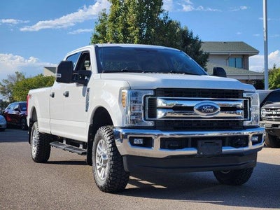 2019 Ford F-350 Super Duty 4X4 XLT 4DR Crew Cab 6.8 FT. SB SRW Pickup