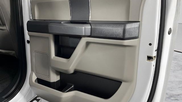 2022 Ford F-350 Super Duty XLT