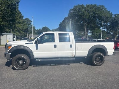 2015 Ford F-350 Super Duty 4X4 Platinum 4DR Crew Cab 6.8 FT. SB SRW Pickup