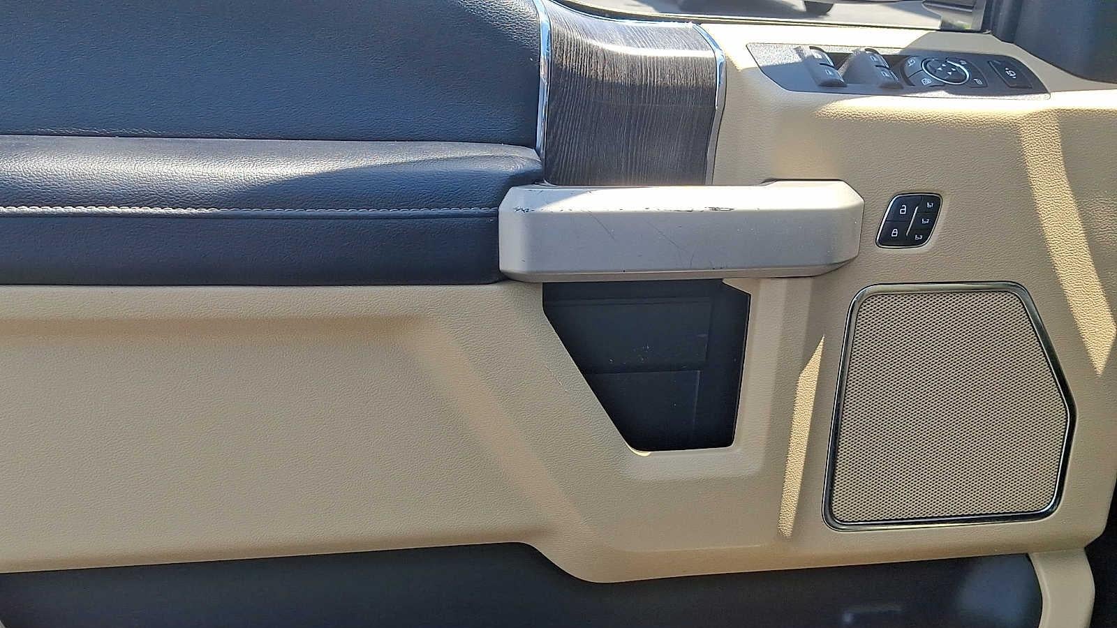 2020 Ford F-350 Super Duty Lariat
