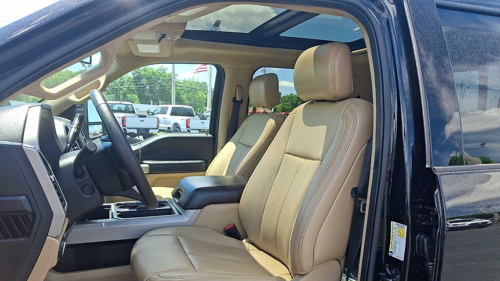 2020 Ford F-350 Super Duty Lariat