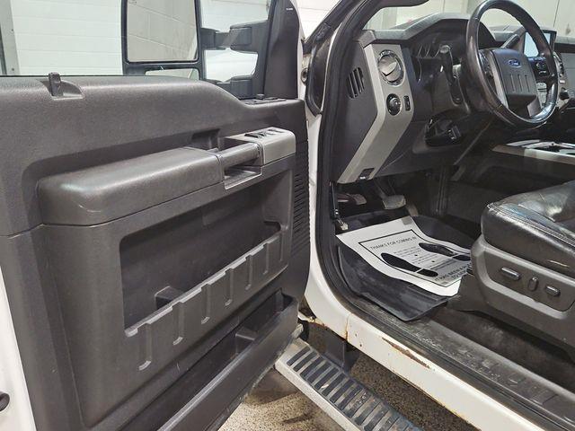 2016 Ford F-350 - $18,000