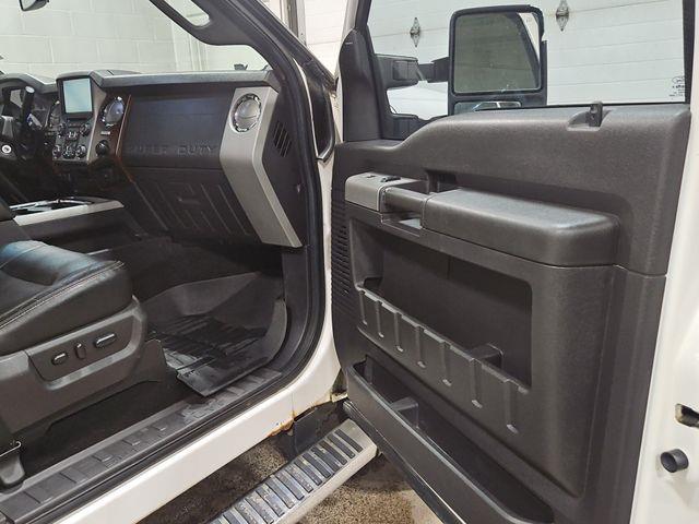 2016 Ford F-350 - $18,000
