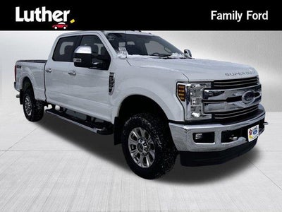 2018 Ford F-350 Super Duty 4X4 Lariat 4DR Crew Cab 6.8 FT. SB SRW Pickup