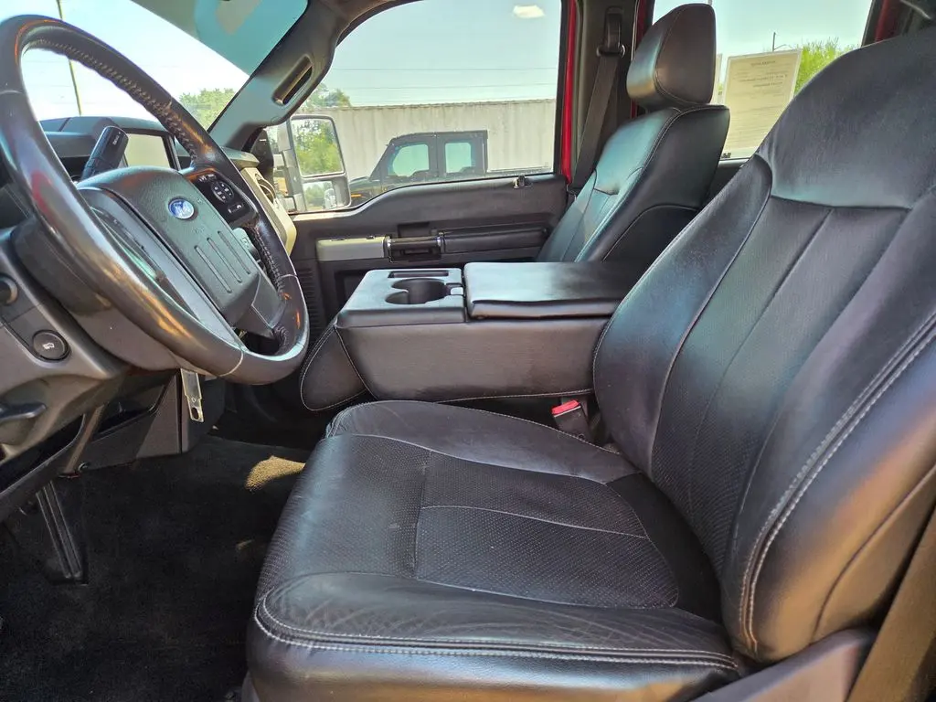 2015 Ford F-350 - $20,597
