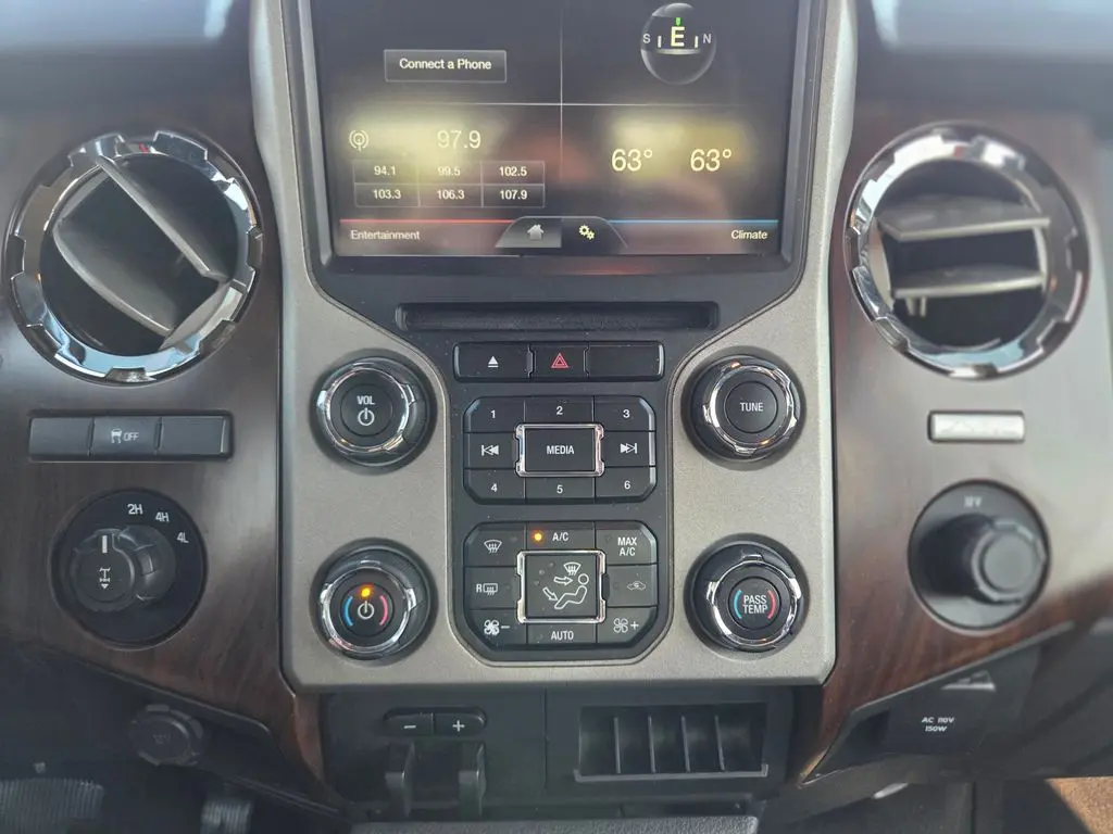 2015 Ford F-350 - $20,597