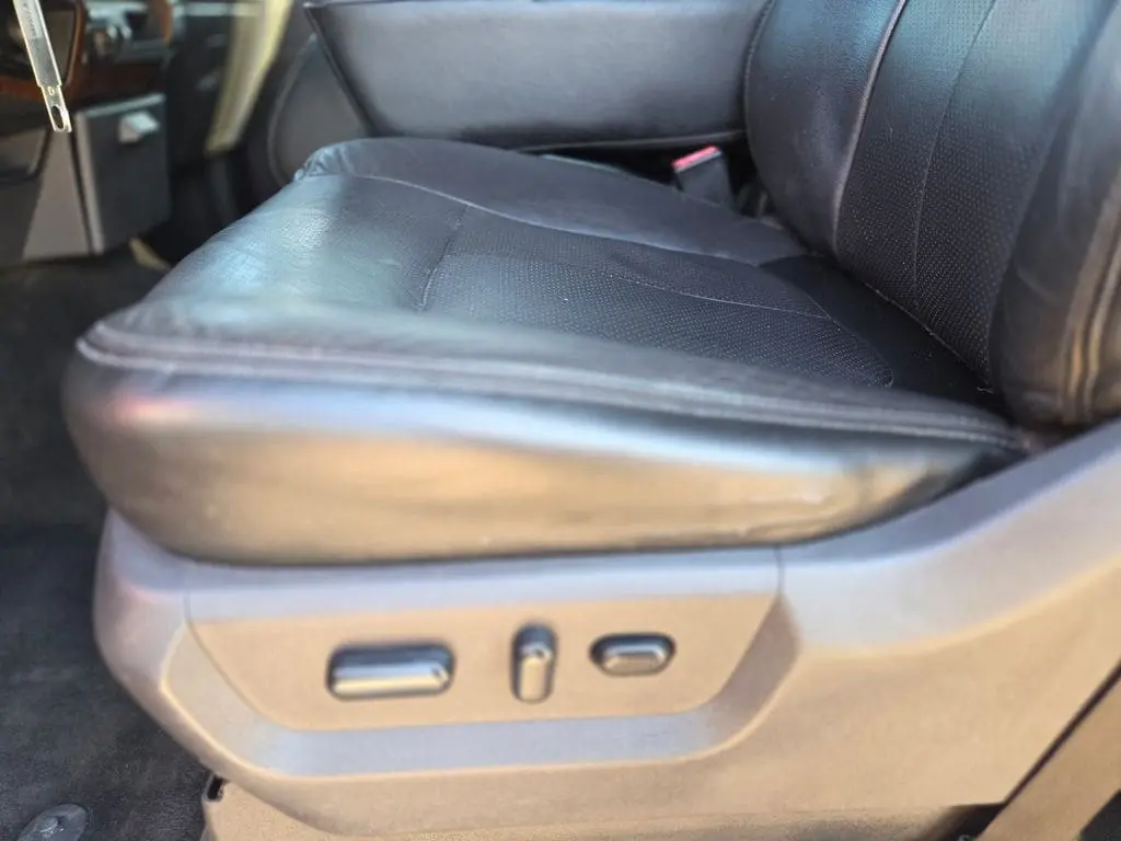 2015 Ford F-350 - $20,597