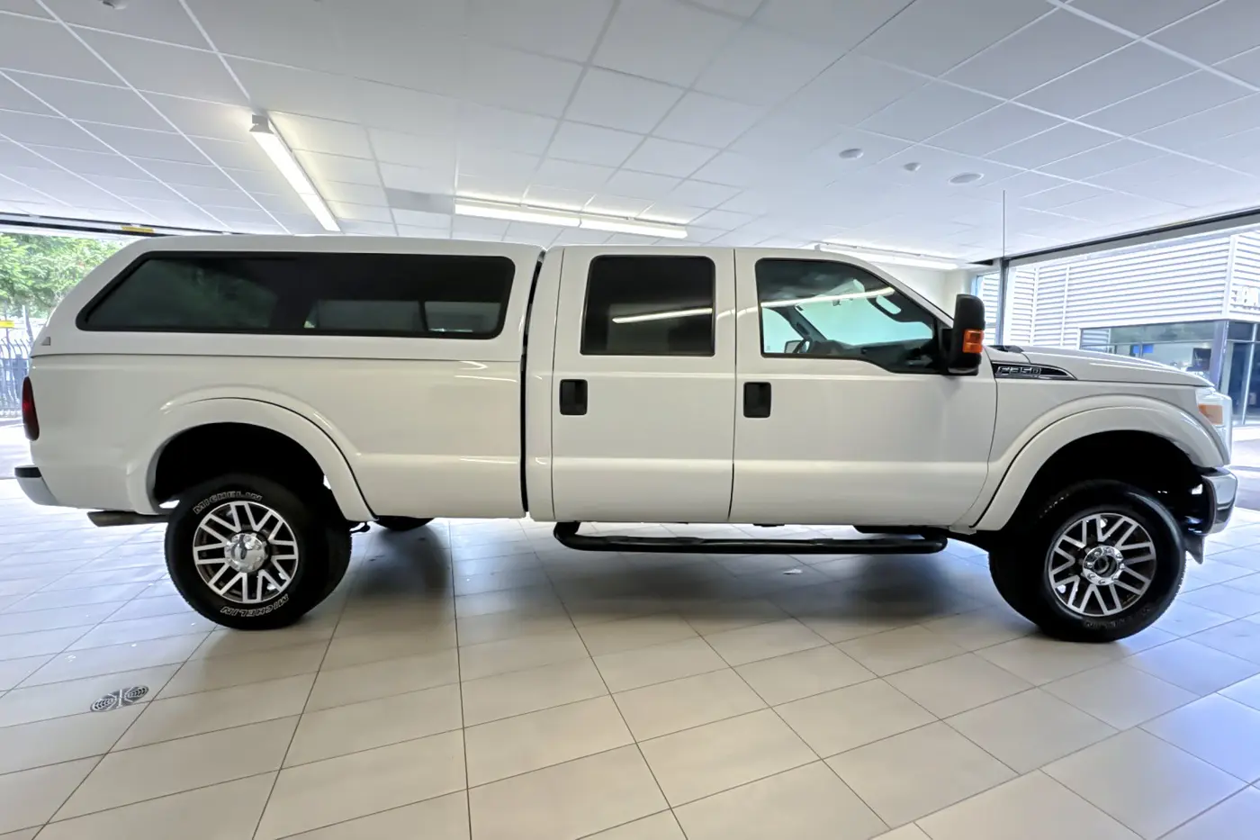 2016 Ford F-350 - $25,899