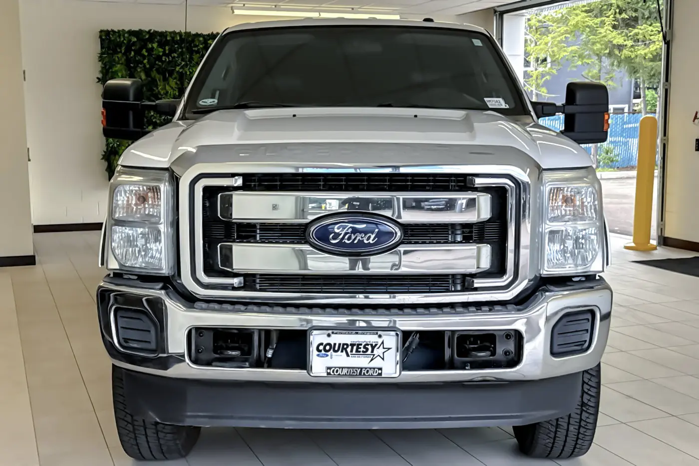2016 Ford F-350 - $25,899