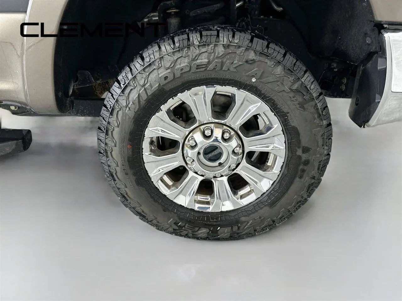 2017 Ford F-350 - $40,924