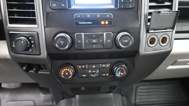 2022 Ford F-350 Super Duty XL