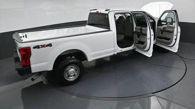 2022 Ford F-350 Super Duty XL