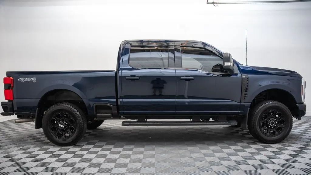2024 Ford F-350 Super Duty XLT