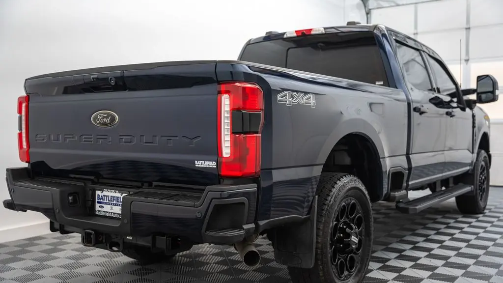 2024 Ford F-350 Super Duty XLT