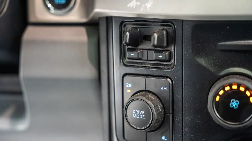 2024 Ford F-350 Super Duty XLT
