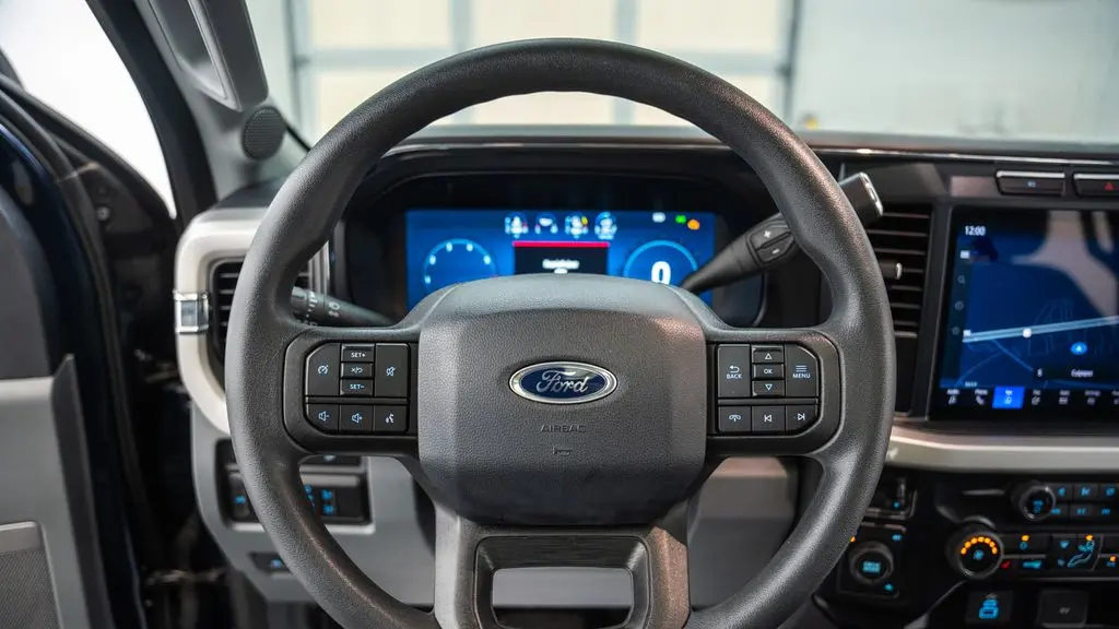 2024 Ford F-350 Super Duty XLT