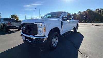 2024 Ford F-350 Super Duty 4X4 XL 4DR Crew Cab 6.8 FT. SB SRW Pickup