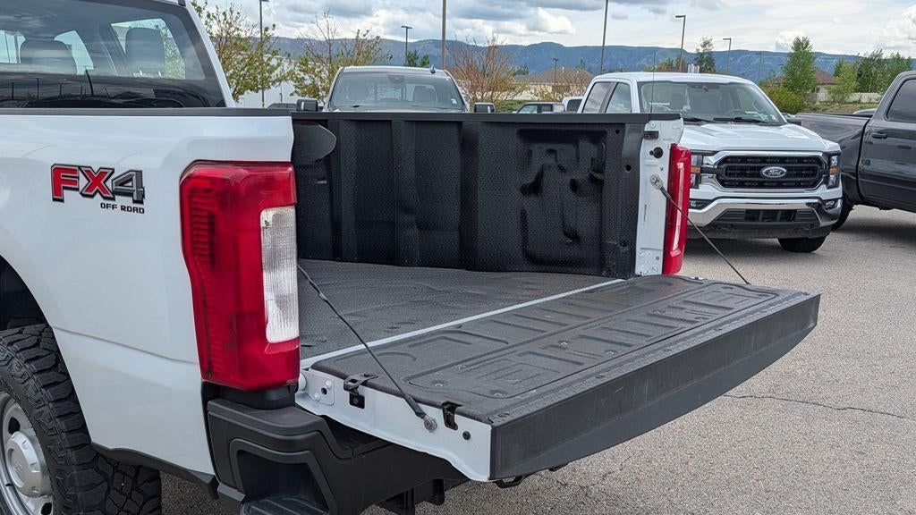 2025 Ford F-350 Super Duty XL