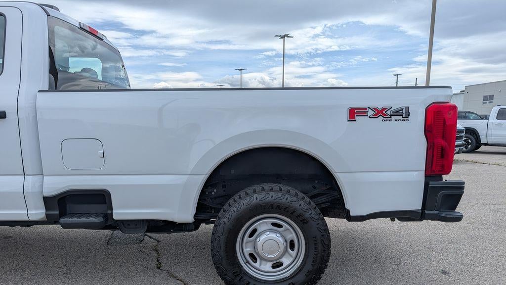 2025 Ford F-350 Super Duty XL