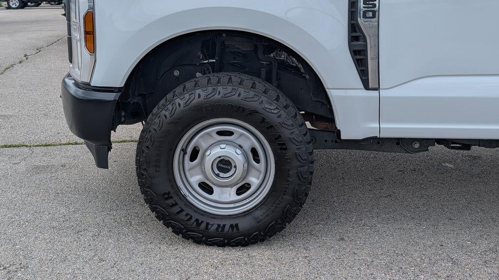 2025 Ford F-350 Super Duty XL
