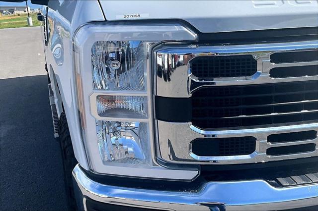 2025 Ford F-350 - $54,698