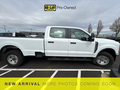 2023 Ford F-350 Super Duty 4X4 XL 4DR Crew Cab 6.8 FT. SB SRW Pickup