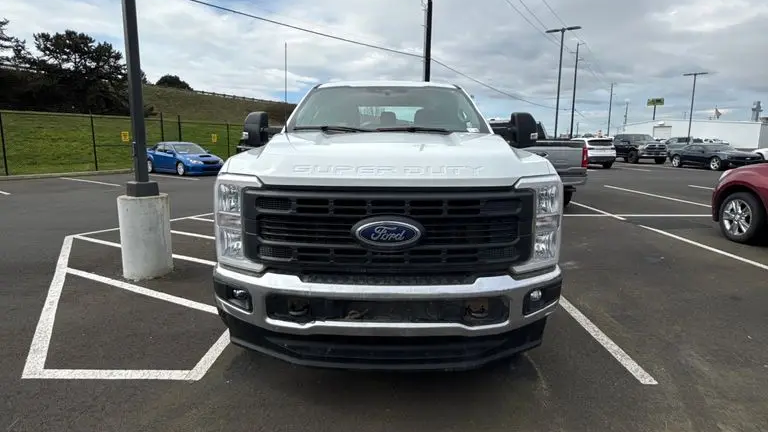 2023 Ford F-350 Super Duty XL