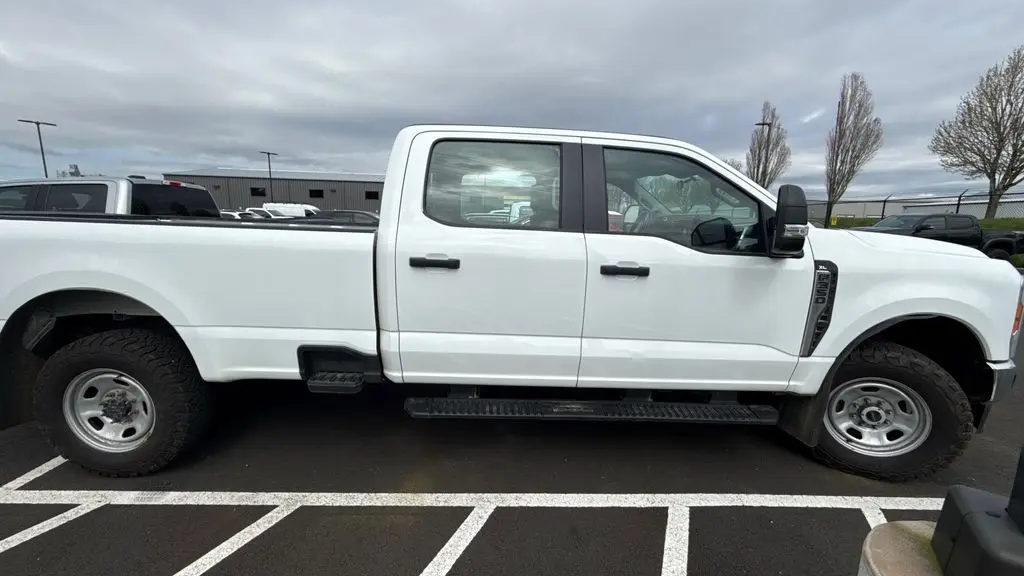2023 Ford F-350 Super Duty XL