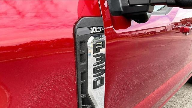 2026 Ford F-350 Super Duty Lariat