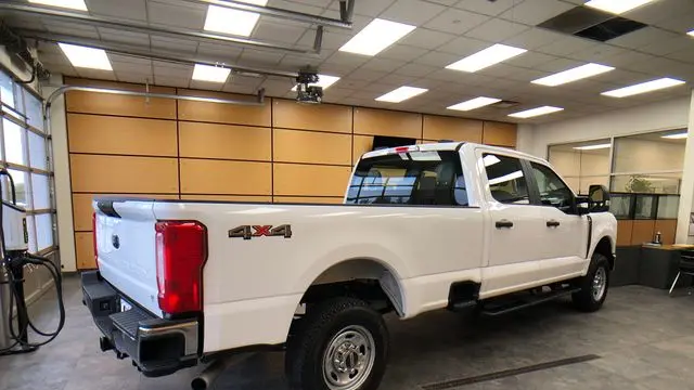 2023 Ford F-350 Super Duty XL