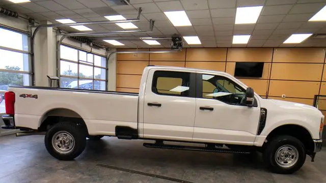 2023 Ford F-350 Super Duty XL
