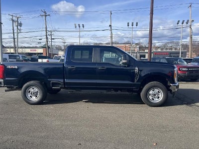2024 Ford F-350 Super Duty 4X4 XL 4DR Crew Cab 6.8 FT. SB SRW Pickup