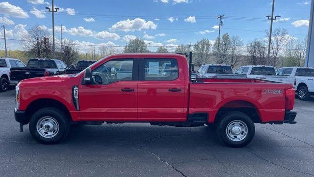 2025 Ford F-350 Super Duty Lariat