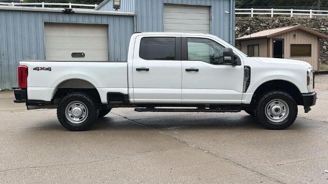 2025 Ford F-350 Super Duty Lariat