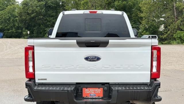 2025 Ford F-350 Super Duty Lariat