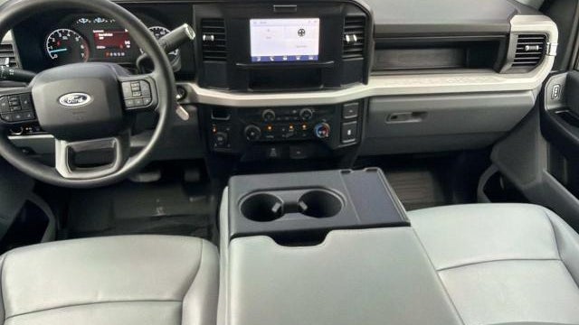 2025 Ford F-350 Super Duty Lariat