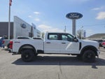 2023 F-350 Super Duty Thumbnail 2