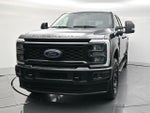 2023 F-350 Super Duty Thumbnail 2