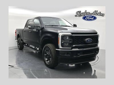 2023 Ford F-350 Super Duty 4X4 XL 4DR Crew Cab 6.8 FT. SB SRW Pickup