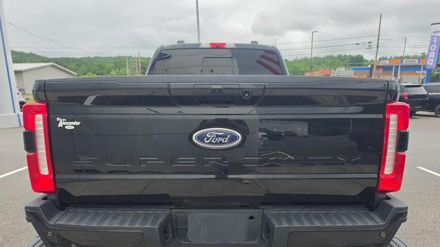 2023 Ford F-350 Super Duty Lariat