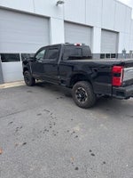2024 F-350 Super Duty Thumbnail 2