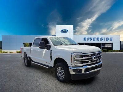 2024 Ford F-350 Super Duty 4X4 Lariat 4DR Crew Cab 6.8 FT. SB SRW Pickup