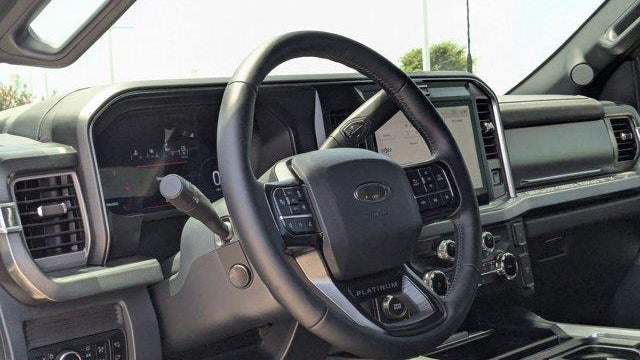 2025 Ford F-350 Super Duty XL