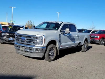 2025 Ford F-350 Super Duty 4X4 Lariat 4DR Crew Cab 6.8 FT. SB SRW Pickup
