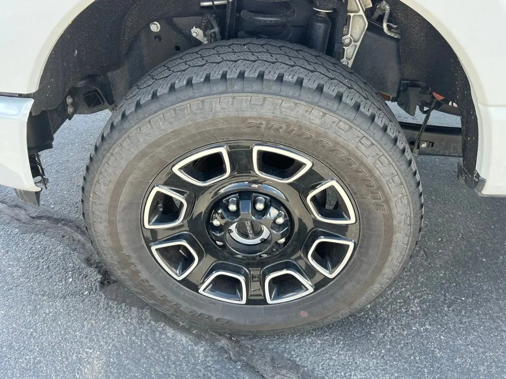 2025 Ford F-350 - $79,536