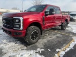 2025 F-350 Super Duty Thumbnail 2