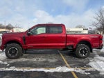 2025 F-350 Super Duty Thumbnail 3